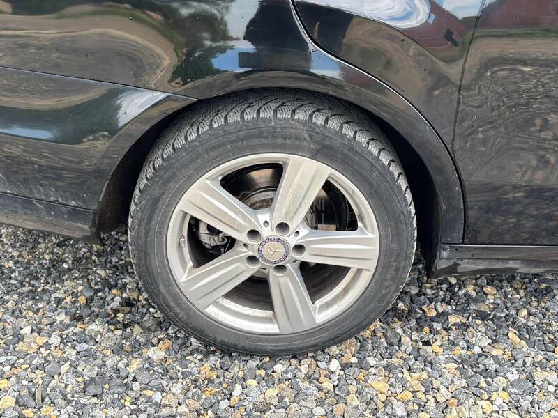 Mercedes Benz E 350 4 MATIC