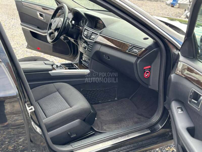 Mercedes Benz E 350 4 MATIC