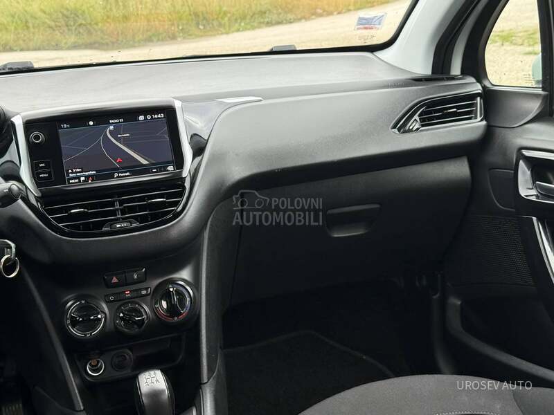 Peugeot 208 1.5 HDi 100 NAV