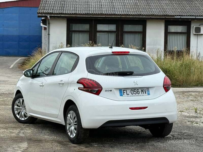 Peugeot 208 1.5 HDi 100 NAV