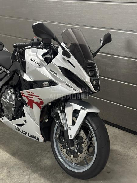 Suzuki Gsx8r gsx 8 r A2