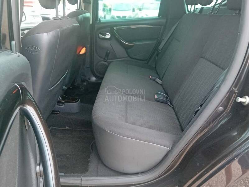 Dacia Duster 1.6