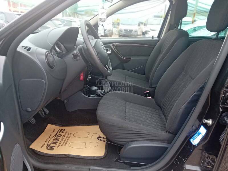 Dacia Duster 1.6