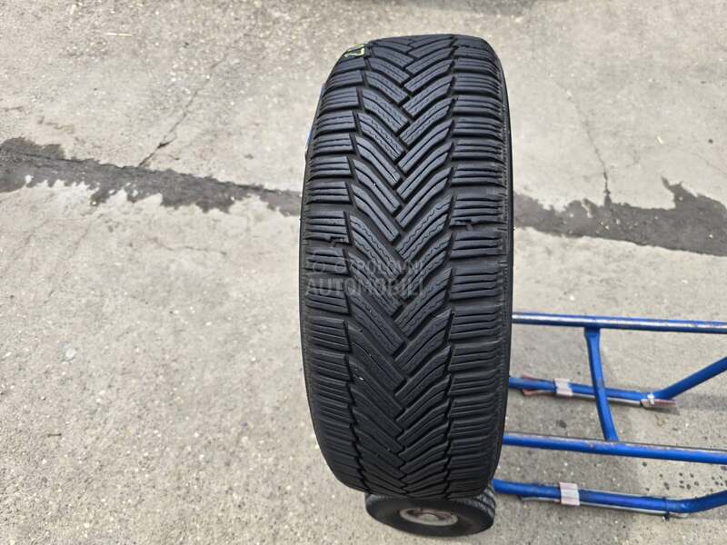 Michelin 205/55 R17 Zimska