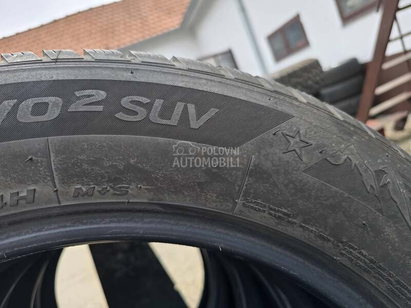 Hankook 225/60 R18 Zimska