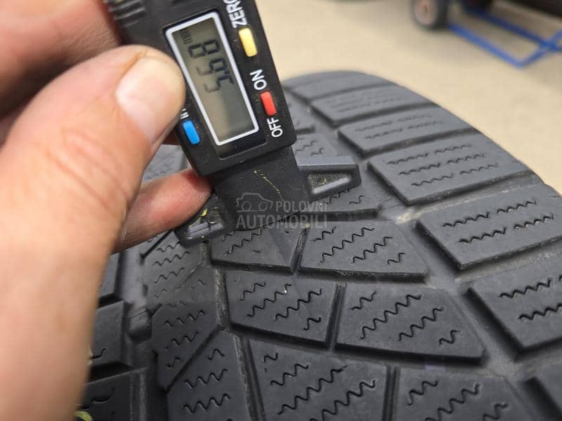 Continental 205/60 R16 Zimska