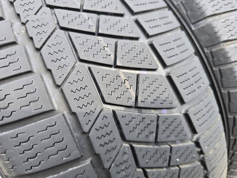 Continental 205/60 R16 Zimska