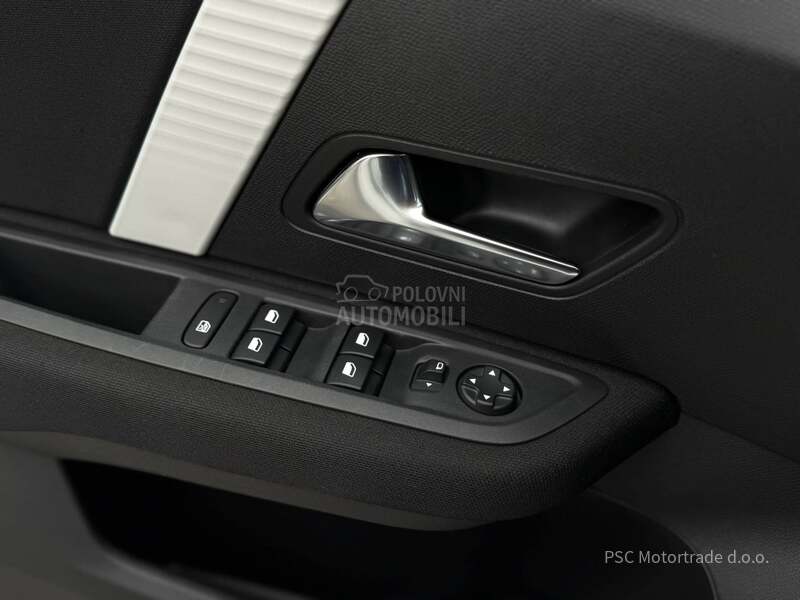 Citroen C4 Virtual/Kamera/Led