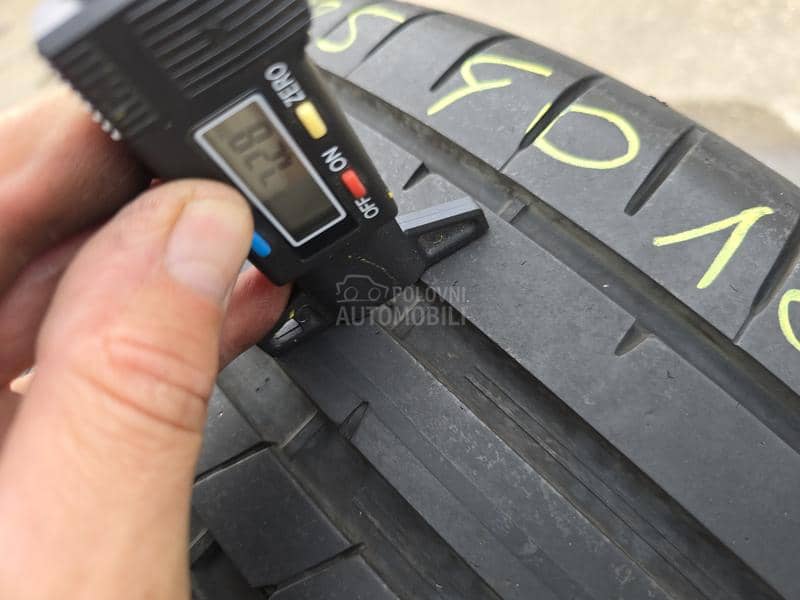 Dunlop 225/40 R18 Letnja