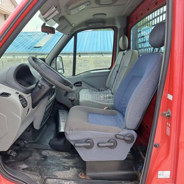 Opel Movano 