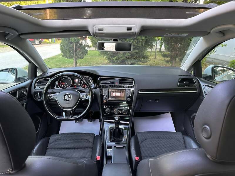 Volkswagen Golf 7 1.6TDI Rline/Pano