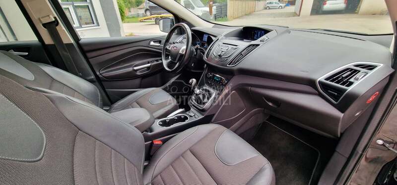 Ford Kuga 2.0TD Titanium NOVO