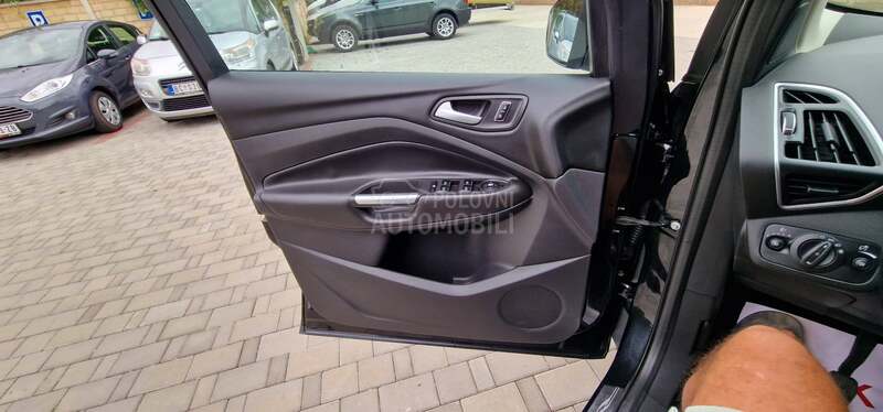 Ford Kuga 2.0TD Titanium NOVO