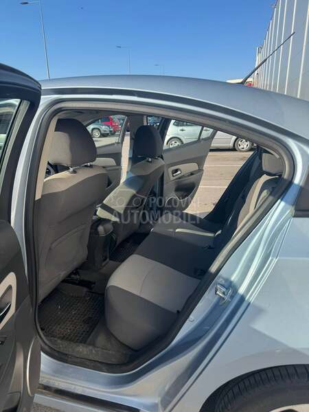 Chevrolet Cruze LS
