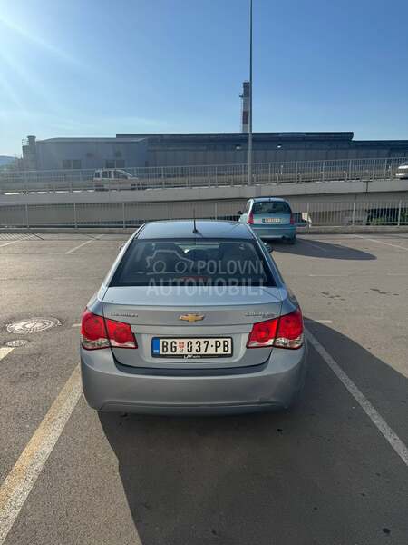 Chevrolet Cruze LS