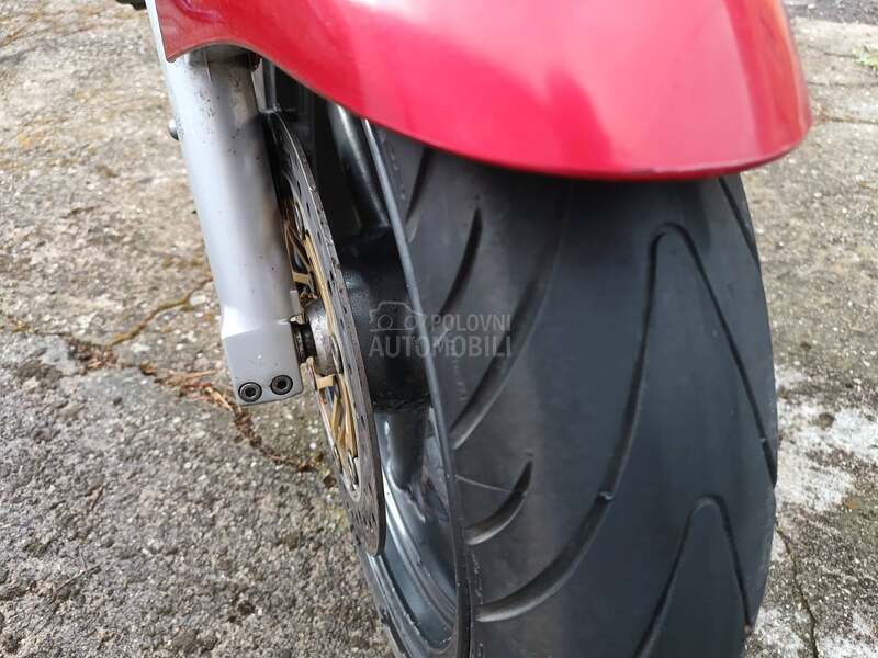 Kawasaki zr7s