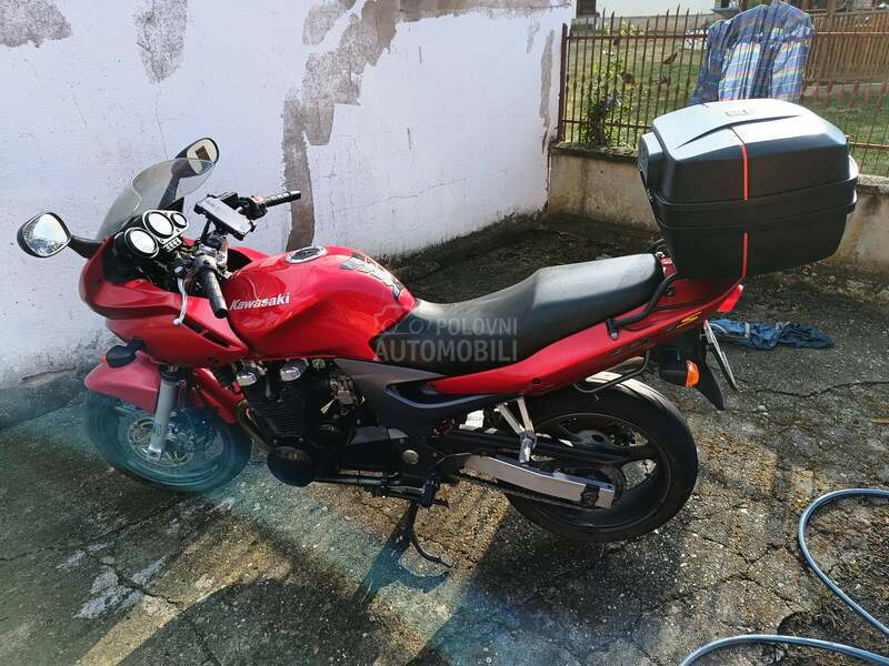 Kawasaki zr7s