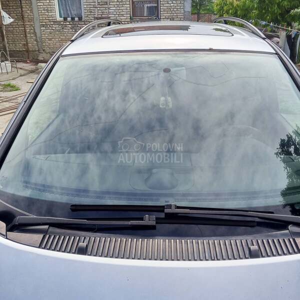 Ford Galaxy 1.9