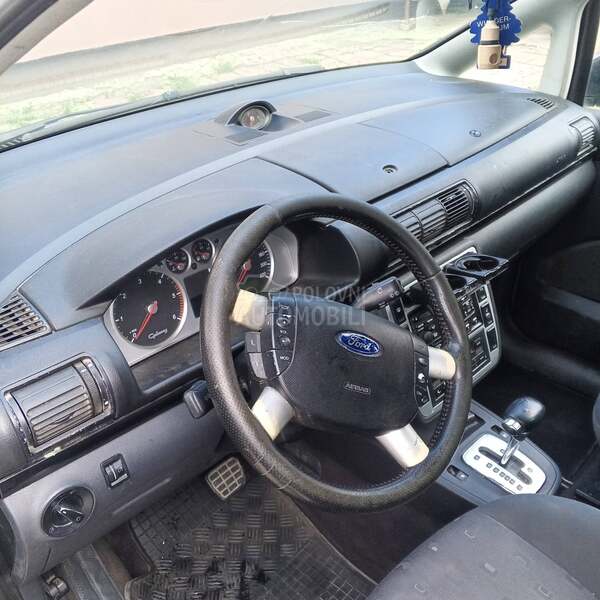 Ford Galaxy 1.9