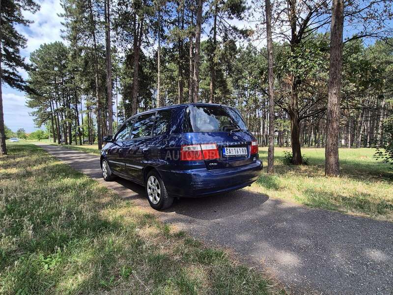 Kia Carens 