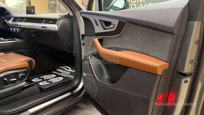 Audi Q7 3.0TDI/SOFT/PANO/FUL