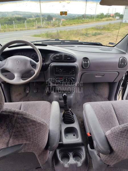 Chrysler Voyager regdugooo