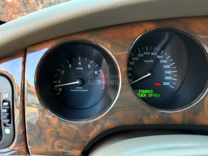 Jaguar XKR 4.0 V8 SUPERCHARGED