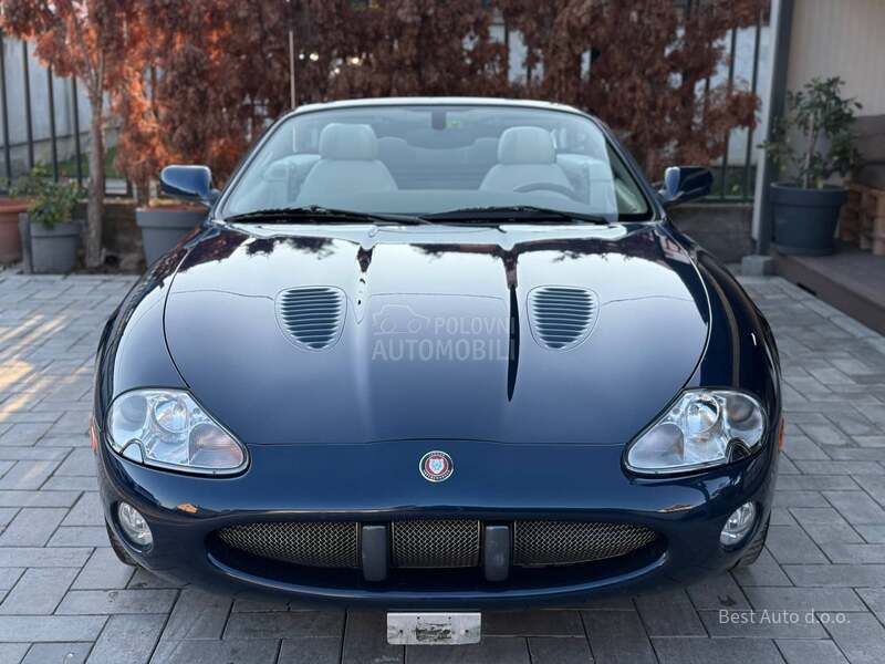 Jaguar XKR 4.0 V8 SUPERCHARGED