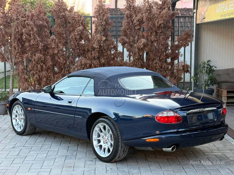 Jaguar XKR 4.0 V8 SUPERCHARGED