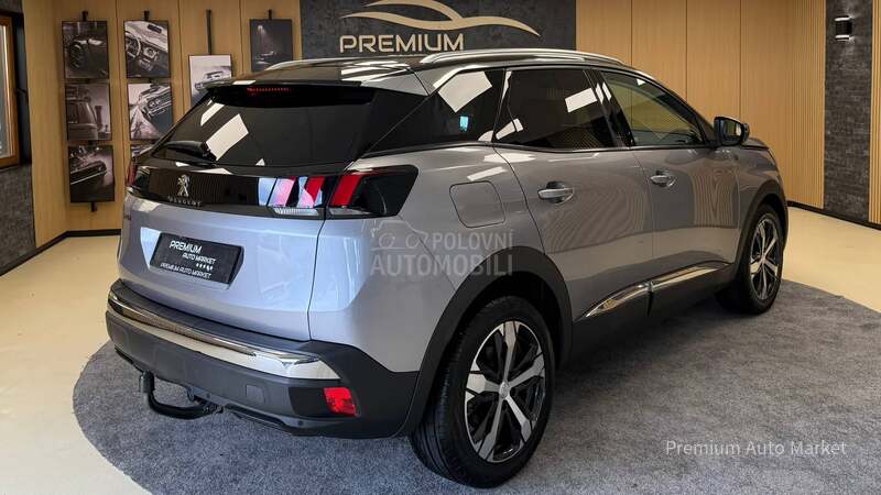 Peugeot 3008 //1.2//PANO/N O V