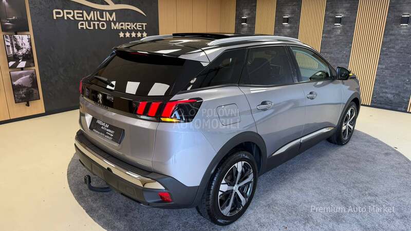 Peugeot 3008 //1.2//PANO/N O V