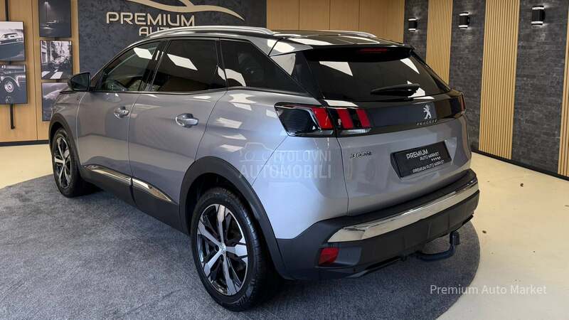 Peugeot 3008 //1.2//PANO/N O V