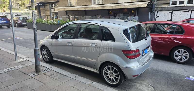 Mercedes Benz B 180 W245