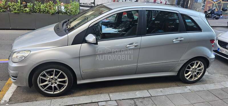 Mercedes Benz B 180 W245