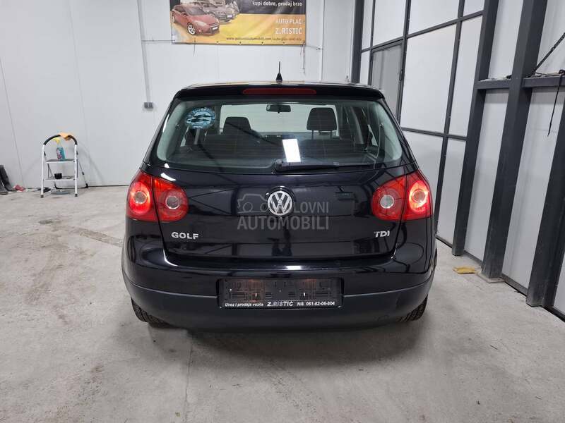 Volkswagen Golf 5 1.9TDI