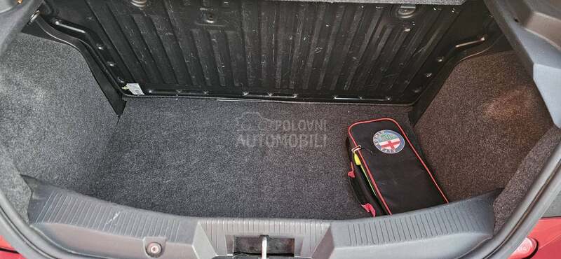 Alfa Romeo MiTo 1.3MULTIJET/T.O.P