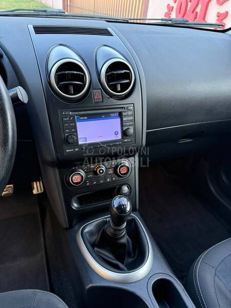 Nissan Qashqai + 2 1,5dci/7.sed/n.avi