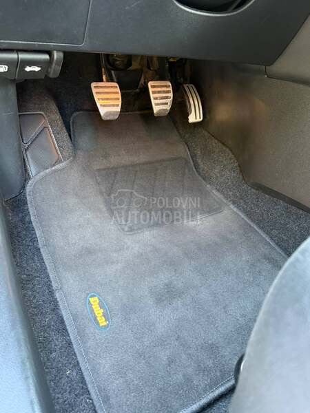 Nissan Qashqai + 2 1,5dci/7.sed/n.avi