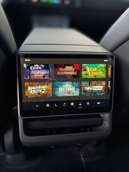 Tesla Model Y T.PumpaAWD Nov