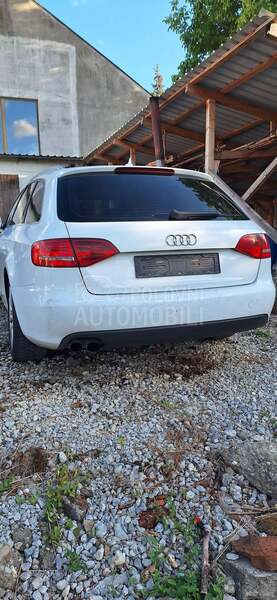 Delovi za Audi A4 2010. god.