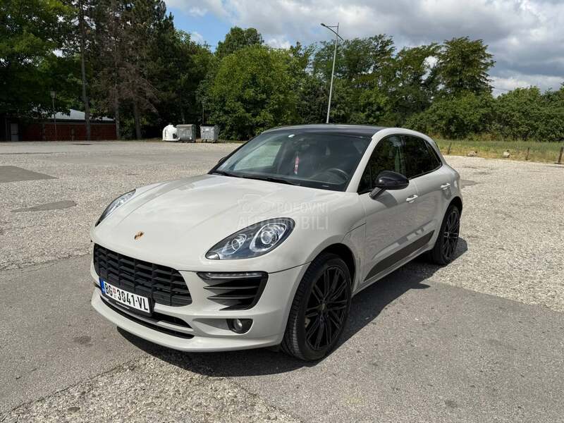 Porsche Macan S