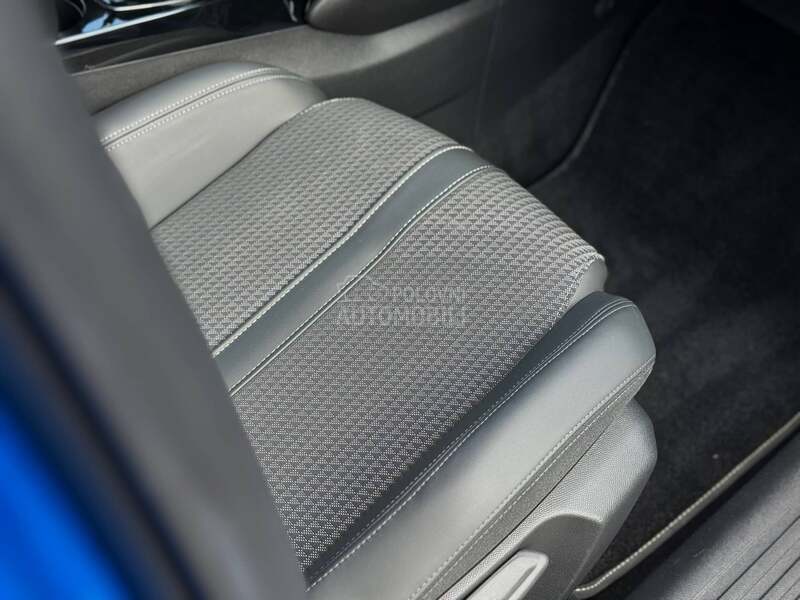 Peugeot 2008 GT/Kamera/3DVirtual