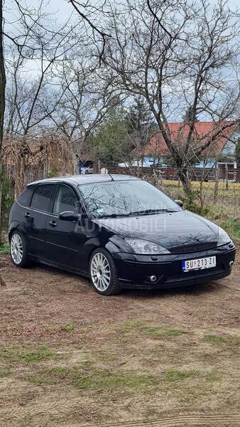 Ford Focus ST170