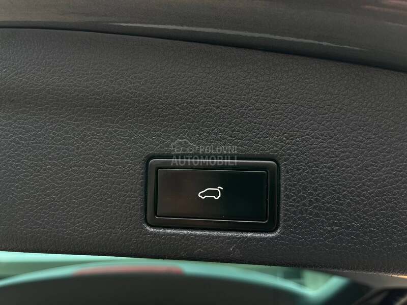 Volkswagen Sharan TDI DSG 7 MESTA CH