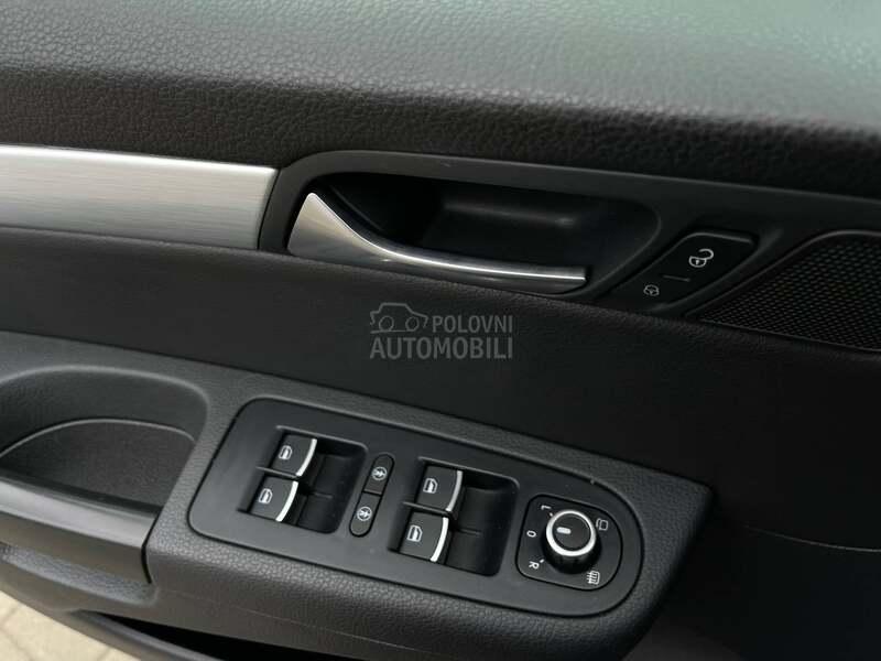 Volkswagen Sharan TDI DSG 7 MESTA CH