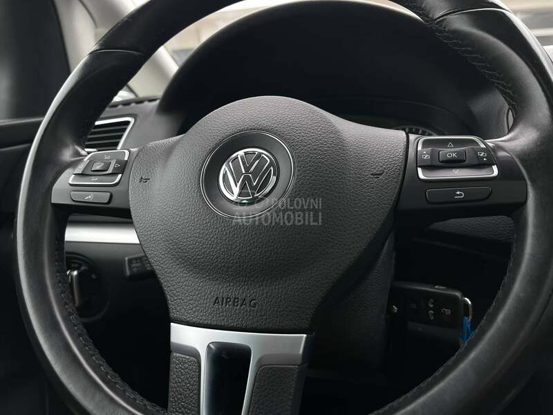 Volkswagen Sharan TDI DSG 7 MESTA CH