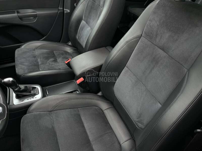 Volkswagen Sharan TDI DSG 7 MESTA CH