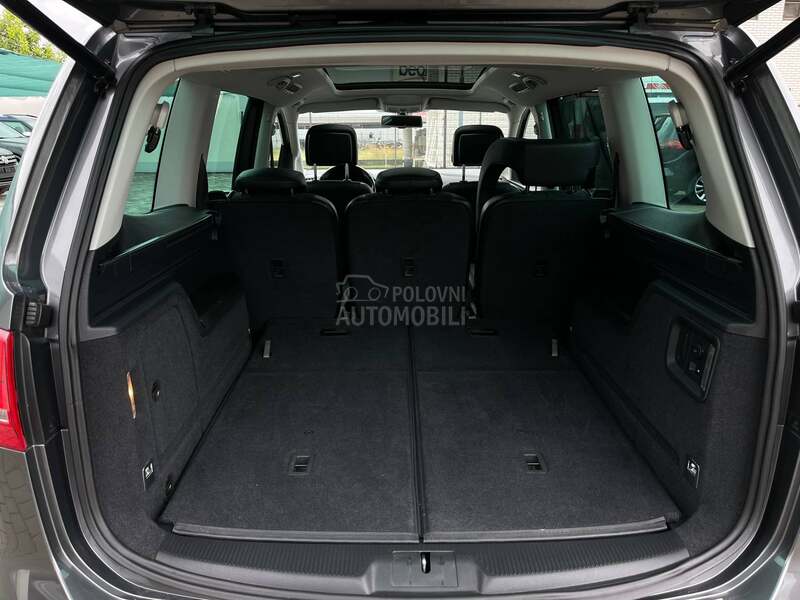 Volkswagen Sharan TDI DSG 7 MESTA CH