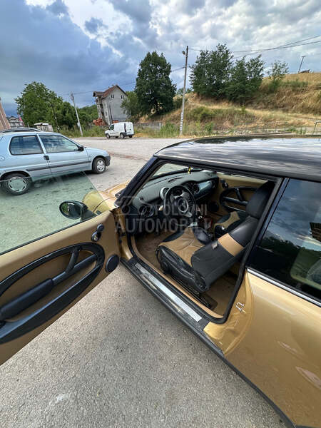MINI Cooper 1.6