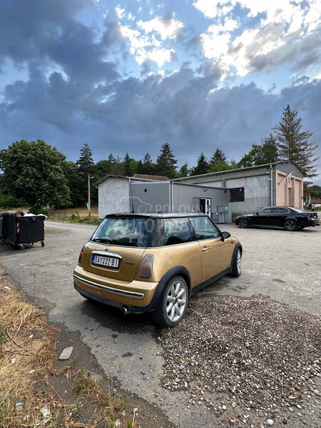 MINI Cooper 1.6